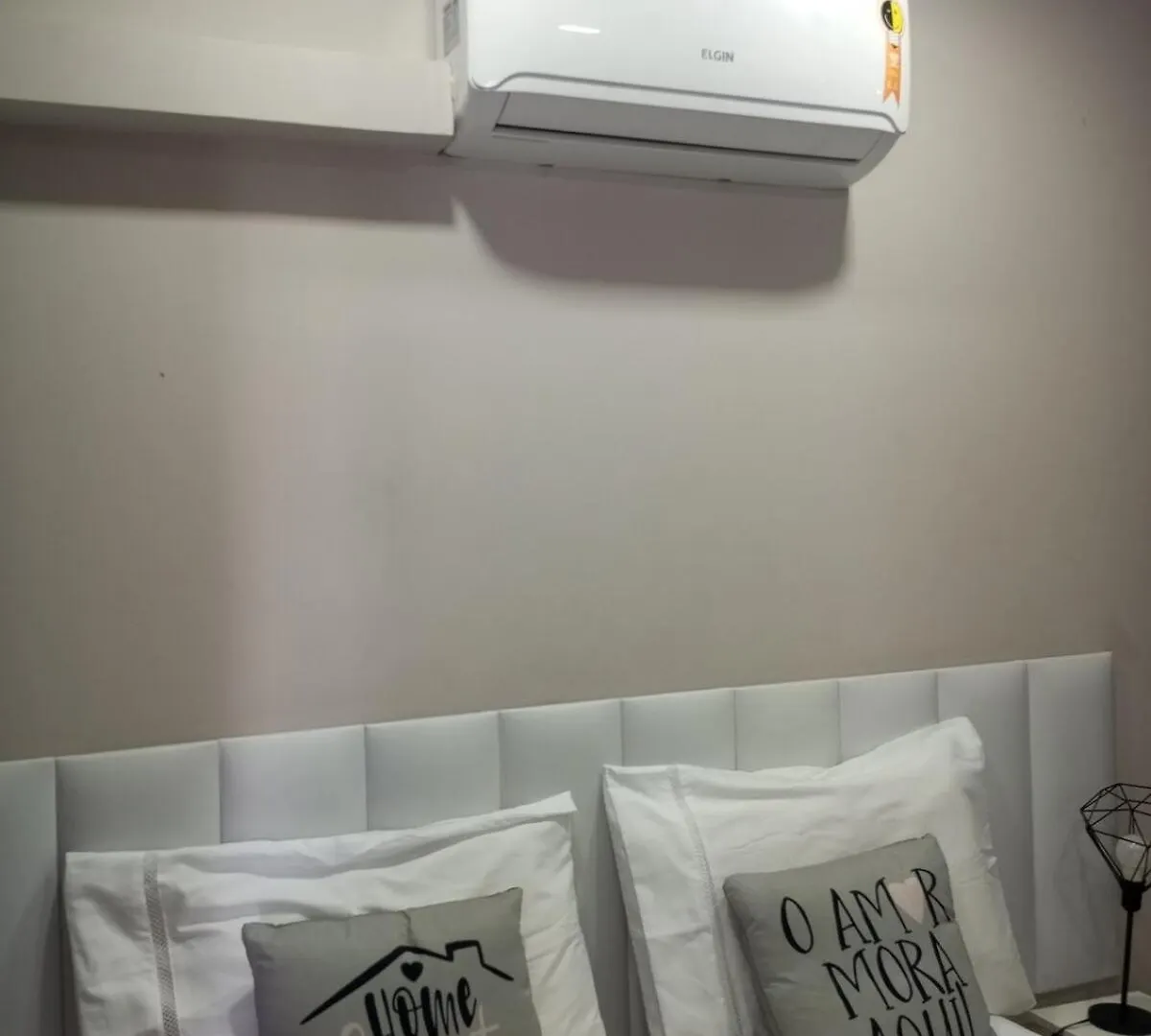 Studio 98 Centro Sp Com Garagem, 25 De Marco, Bras サンパウロ アパート